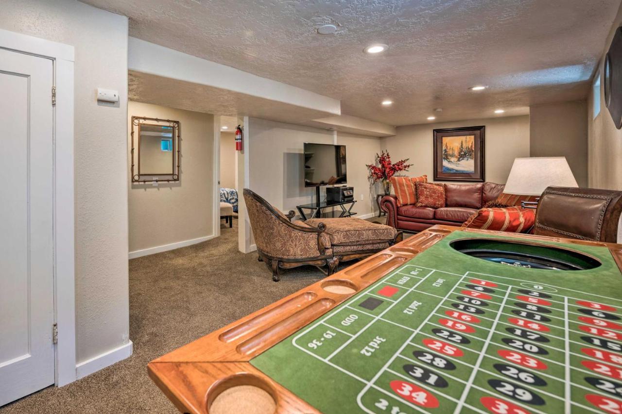 Charming Historic With Private Backyard! Сasa de vacaciones