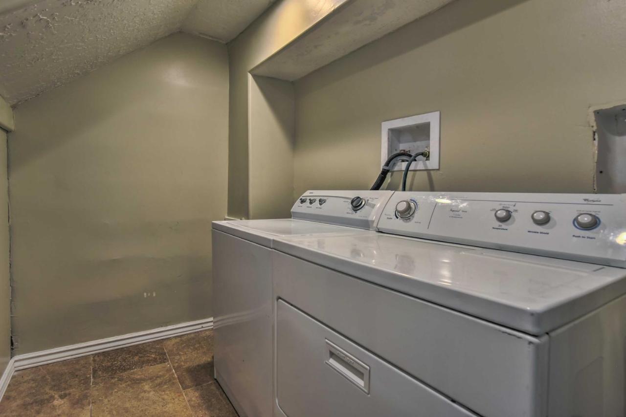 Charming Historic With Private Backyard! Ogden